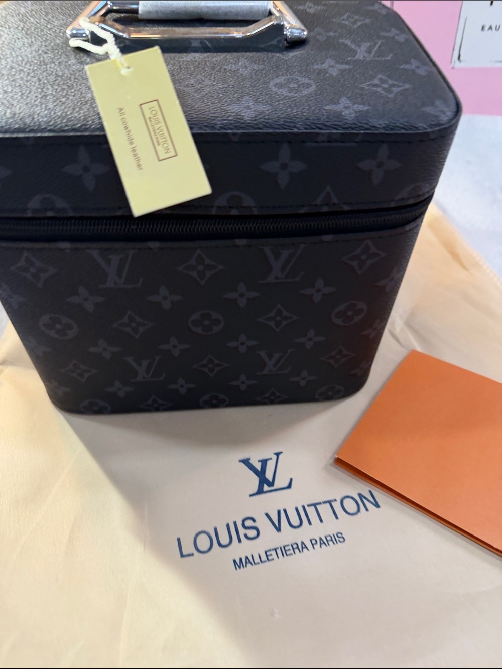 Lv Black Monogram Vanity Case Cosmetic Bag - Picture 2 of 8